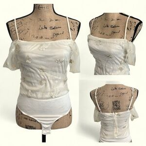 Le Lia - Elegant Cream Bodysuit with Butterfly Embroidery, Size Medium